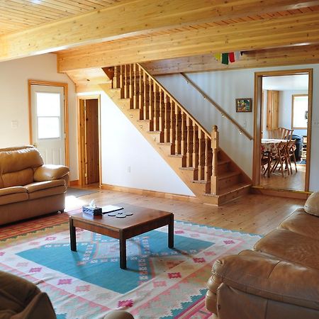 Гостьовий будинок Breton Cove Farmhouse Indian Brook Екстер'єр фото