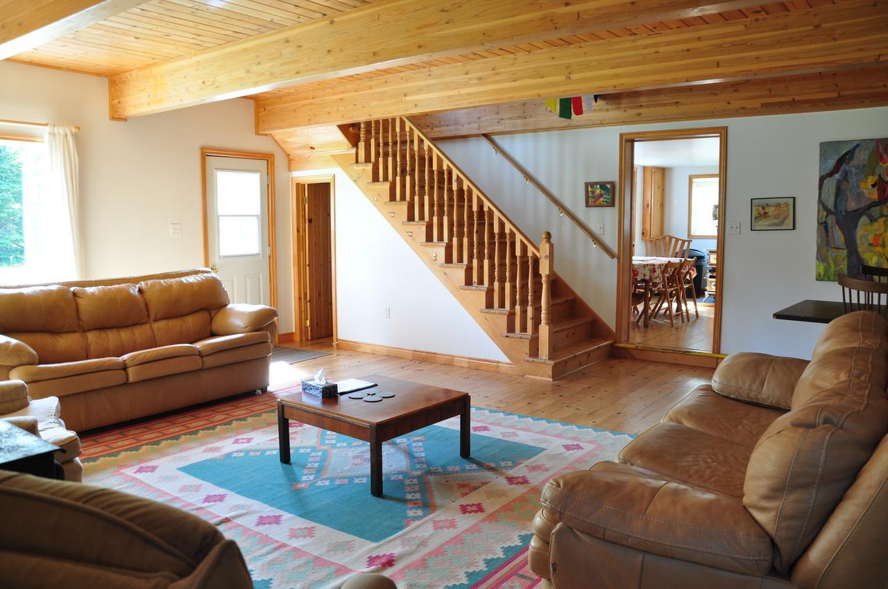 Гостьовий будинок Breton Cove Farmhouse Indian Brook Екстер'єр фото
